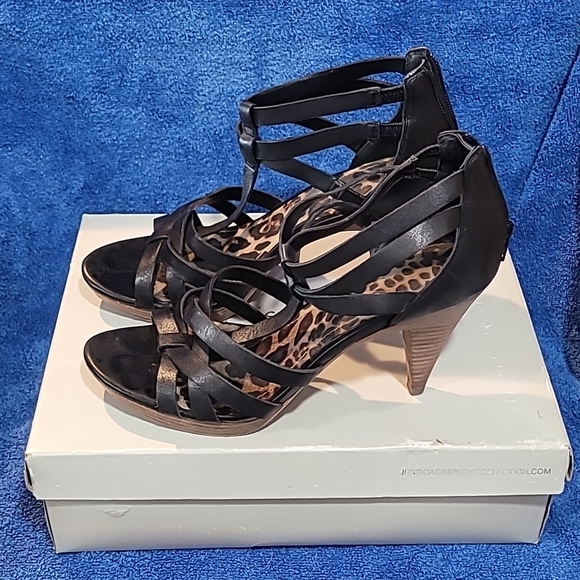 Jessica Simpson Shoes - Jessica Simpson Camie 4inch heels with Box included.
